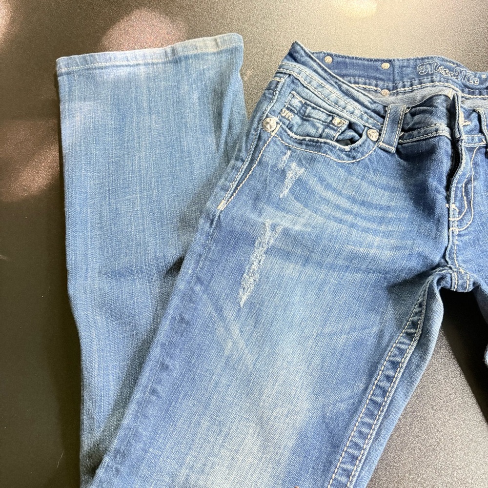 Miss Me fleur de lis enboired jeans size 28 distressed boot cut‎ western Buckle - Picture 8 of 10
